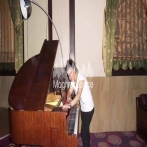 Nadia almnfokh sur yala.fm